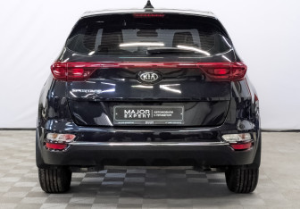 Подержанный автомобиль Kia Sportage 2021 года (6 фото)