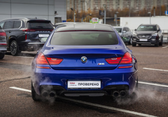 Подержанный автомобиль BMW M6 Sedan 2013 года (10 фото)