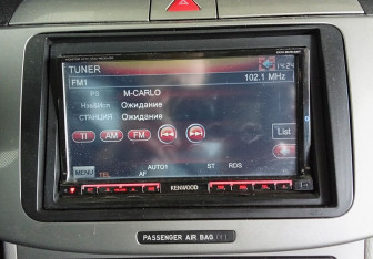 Подержанный автомобиль Volkswagen Passat Wagon 2006 года (14 фото)