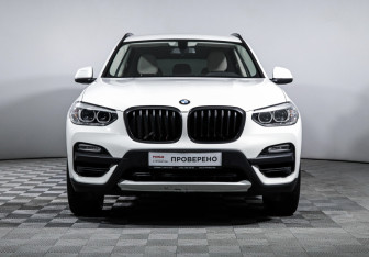 Подержанный автомобиль BMW X3 2018 года (2 фото)