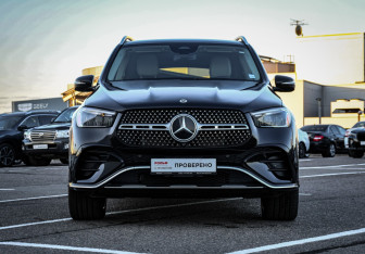 Подержанный автомобиль Mercedes-Benz GLE 2023 года (2 фото)