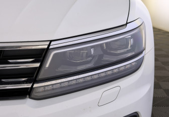 Подержанный автомобиль Volkswagen Tiguan 2018 года (11 фото)