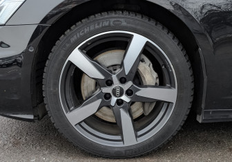 Подержанный автомобиль Audi A6 Sedan 2018 года (18 фото)