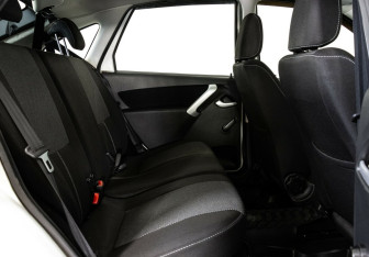 Подержанный автомобиль LADA (ВАЗ) Granta Sedan 2018 года (9 фото)