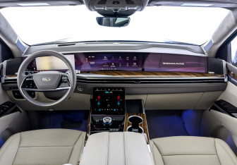 Новый Cadillac Escalade Suv 2025 (10 фото)