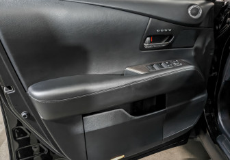 Подержанный автомобиль Lexus RX 2015 года (19 фото)