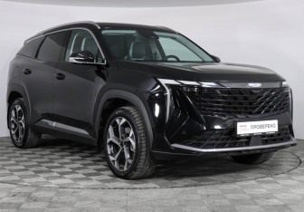 Подержанный автомобиль Geely Atlas 2024 года (3 фото)