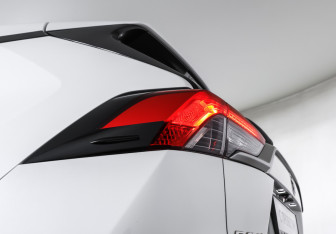 Подержанный автомобиль Toyota RAV4 2020 года (23 фото)