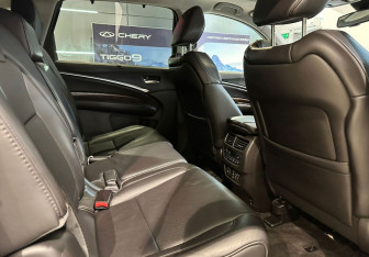 Подержанный автомобиль Acura MDX 2014 года (17 фото)