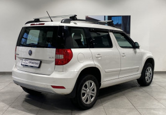 Подержанный автомобиль Skoda Yeti 2014 года (5 фото)