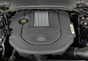 Подержанный автомобиль Land Rover Range Rover 2021 года (9 фото)