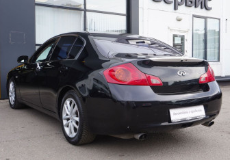 Подержанный автомобиль Infiniti G Sedan 2007 года (7 фото)