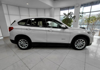 Подержанный автомобиль BMW X1 2018 года (4 фото)