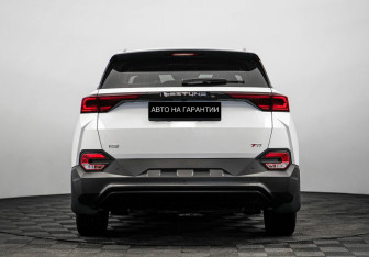 Подержанный автомобиль FAW Bestune T77 2022 года (4 фото)