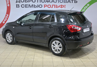 Подержанный автомобиль Suzuki SX4 Hatchback 2016 года (6 фото)