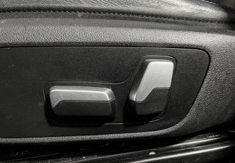 Подержанный автомобиль BMW X3 2018 года (17 фото)