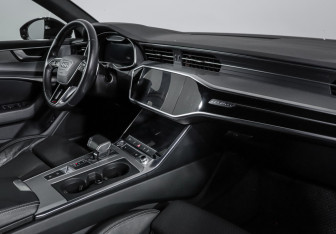 Подержанный автомобиль Audi A6 Sedan 2019 года (9 фото)