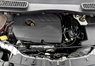 Подержанный автомобиль Ford Kuga 2018 года (9 фото)