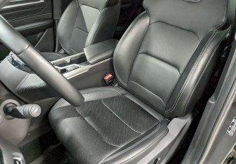 Подержанный автомобиль Geely Emgrand 2024 года (14 фото)