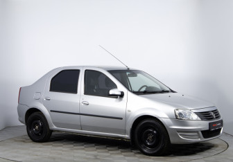 Подержанный автомобиль Renault Logan Sedan 2014 года (3 фото)