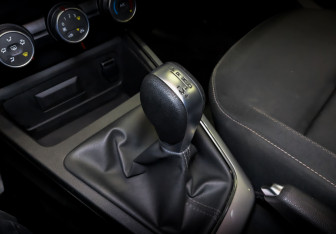 Подержанный автомобиль Renault Arkana 2019 года (24 фото)