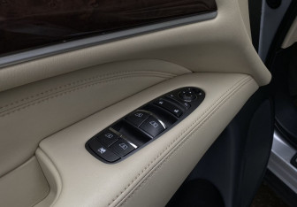 Подержанный автомобиль Infiniti QX60 2018 года (21 фото)