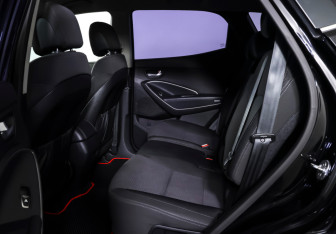 Подержанный автомобиль Hyundai Santa Fe 2013 года (11 фото)