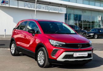 Подержанный автомобиль Opel Crossland X 2021 года (3 фото)