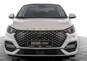 Подержанный автомобиль Omoda S5 2024 года (2 фото)