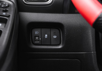 Подержанный автомобиль Hyundai Creta 2021 года (9 фото)