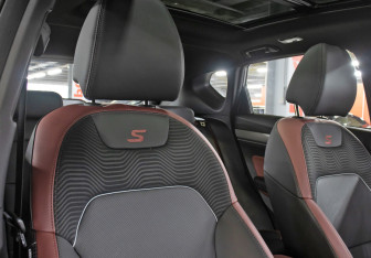 Подержанный автомобиль Belgee X50 2024 года (12 фото)