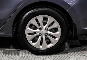 Подержанный автомобиль Kia Rio Sedan 2017 года (7 фото)