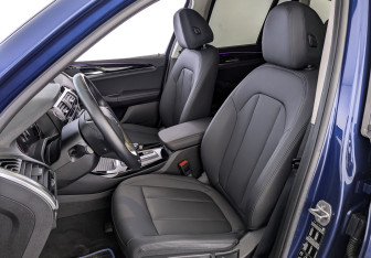 Подержанный автомобиль BMW X3 2020 года (20 фото)