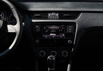 Подержанный автомобиль Skoda Octavia Liftback 2019 года (9 фото)
