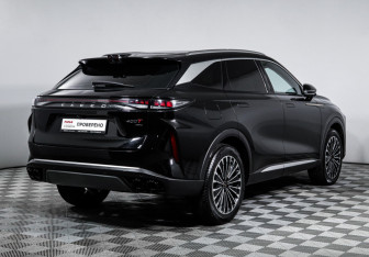 Подержанный автомобиль Exeed RX 2023 года (5 фото)