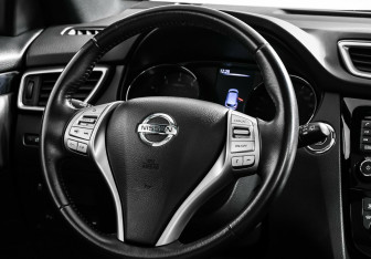 Подержанный автомобиль Nissan Qashqai 2018 года (12 фото)