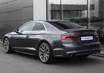 Подержанный автомобиль Audi A5 Coupe 2016 года (6 фото)