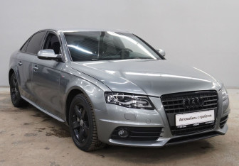 Подержанный автомобиль Audi A4 Sedan 2011 года (3 фото)