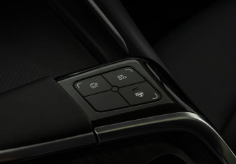 Подержанный автомобиль Changan UNI-T 2024 года (15 фото)