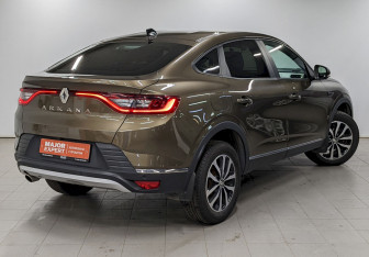 Подержанный автомобиль Renault Arkana 2021 года (5 фото)