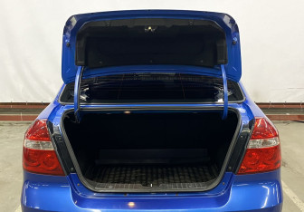 Подержанный автомобиль Chevrolet Aveo Sedan 2008 года (10 фото)