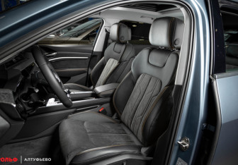 Новый Audi e-tron 2023 (11 фото)