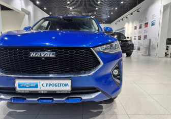 Подержанный автомобиль Haval F7x 2020 года (8 фото)