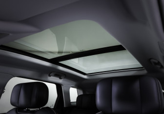 Подержанный автомобиль Jaecoo J7 2024 года (18 фото)