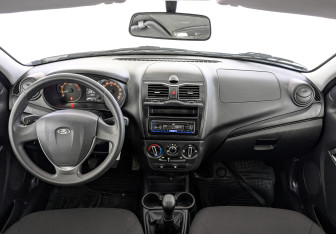 Подержанный автомобиль LADA (ВАЗ) Granta Sedan 2022 года (14 фото)