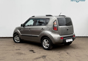 Подержанный автомобиль Kia Soul 2011 года (7 фото)