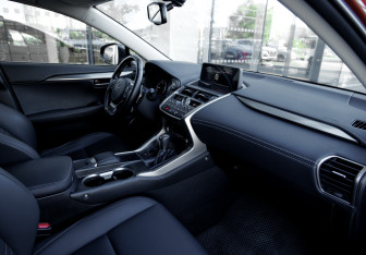 Подержанный автомобиль Lexus NX 2021 года (7 фото)