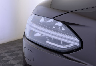 Подержанный автомобиль Volvo V90 Cross Country 2021 года (11 фото)