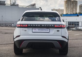 Подержанный автомобиль Land Rover Range Rover Velar 2019 года (7 фото)