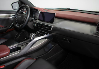 Подержанный автомобиль Geely Coolray 2020 года (9 фото)